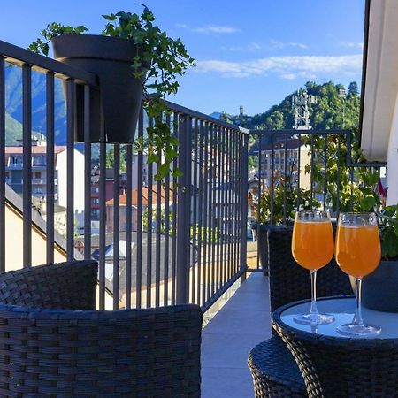 Appartement Panoramic Penthouse In The Historical Center à Domodossola Extérieur photo